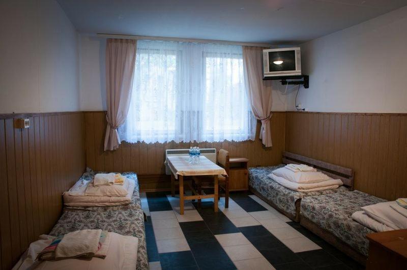 Centrum Szkolenia I Rekreacji Краснобруд Номер фото